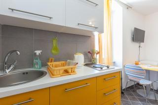 Studio Apartment Alina with Sea View - Baška - 1