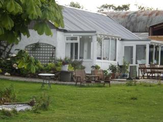 The Swallows Guest House - 8
