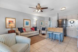 Lagoon Landing 305 condo - Gulf Shores - 2