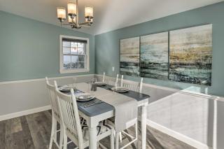 Pet-Friendly Revere Getaway, Steps from the T! - Revere - 4
