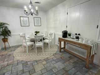 Shiloh House 3-bed, 2 bath, living room, garage - Amarillo - 5