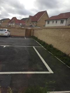 Beautiful Double Bedroom- In a modern 2 bed shared house - Chigwell - 2