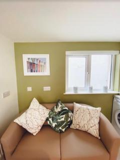 Station 36 Studio Apt - 4