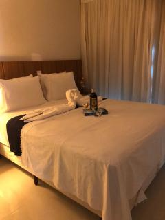 Magnífico APARTAMENTO de Charme - 3 quartos AR CONDICIONADOS SPLIT - Beira Mar, 2 banheiros, 2 Vagas Garagem, 4 Varandas, 2 Elevadores, Redes para Descanso, Wi-Fi, Air Fryer, Disney Plus, HBO Max, Guarda Sol, Cadeiras de Praia, Carrinho e Caixa Térmica - 2
