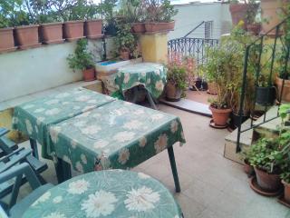 Room in Guest room - Cozy Large Room For five people - Taormina - 4