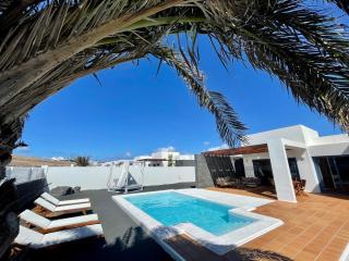 Villa Tahona by Villalia - Playa Blanca - 0