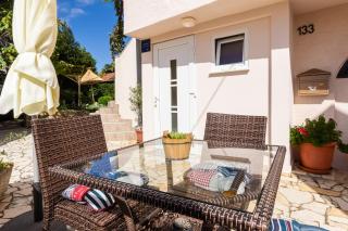 Apartment Sepat with Free Parking Place in Baska - Baška - 0