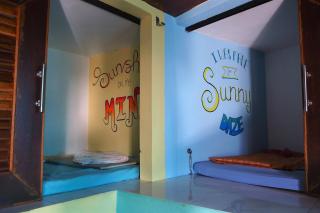Sundaze Samet Hostel & Hangout - Koh Samet - 1