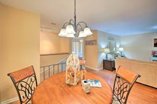 Townhome on Lake Desoto Deck and Water Views! - Hot Springs Village - 3