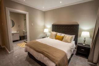 Stay at The Point- Royal Relaxing Retreat - Durban - 2