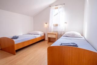 Apartments Irini - Njivice - 7