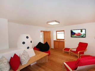 aeki TYROL - 3