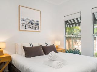 Elua Beach House - 3