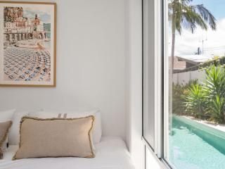 Elua Beach House - 1