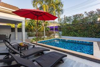 Honeybee Pool Villa Smooth as Silk - Strand Ao Nang - 4