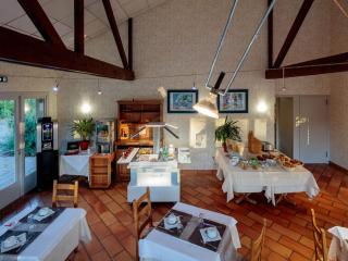 Logis Hotel Noemys Morgon - 8