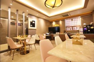 Changwon AT Business Hotel - Changwon - 3