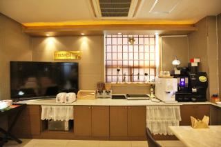Changwon AT Business Hotel - Changwon - 5