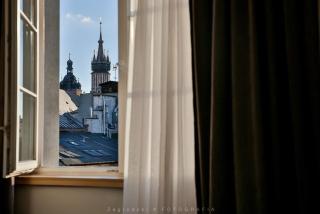 Saint Thomas Corner - by Upstairs - Cracovia - 0