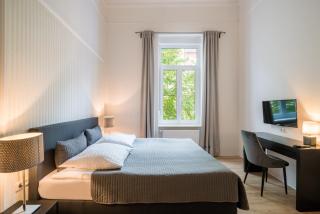 Hotel Aurora - 8