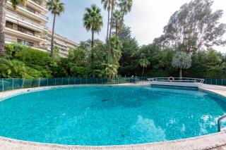 Luxury penthouse breathtaking sea view 200m2 terrace in the Cannes center - Cannes - 7