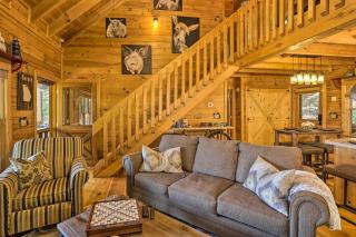 Lovely Log Cabin and Bunkhouse with Views and Yard! - 6