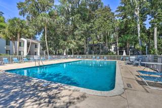 Walk to Coligny Beach Tropical Hilton Head Condo - Hilton Head Island - 0