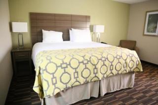 Baymont by Wyndham Plano - 6
