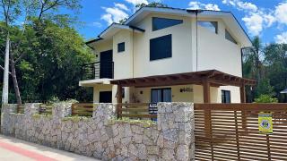 Casa Privativa com Piscina na Barra da Ferrugem/SC - 7