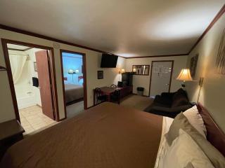 Highland Court Motel - Fairmont - 9