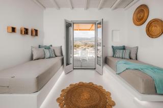 Xerolithos Natural Living - Naxos Chora - 6