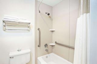 Travelodge by Wyndham Banning Casino and Outlet Mall - Banning - 4