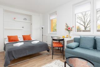 Studio Apartment Ochota Siemieńskiego by Noclegi Renters - 9