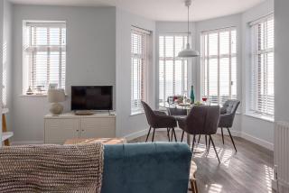 4 Buregate House, Felixstowe - 1