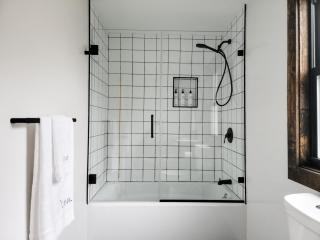 Black Pearl Unit 1 - Lake Placid, Mirror Lake - Lake Placid - 6