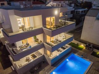 Pool Apartments Villa Meteorite - Novalja - 6