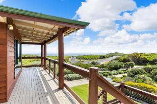 Red Door - Enjoy Exclusive Front Row Sunsets from the Balcony & Walks to the Surf in Gnarabup - Gnarabup - 0
