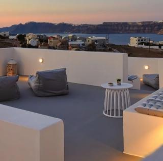 Golden Stone Santorini Suites - 3