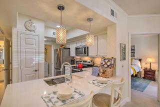 Near Golfing Scottsdale Condo with Resort Amenities - Scottsdale - 2