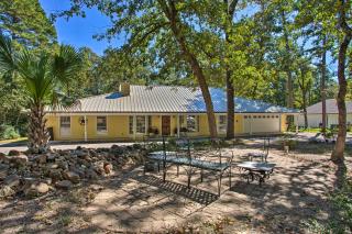 Holly Lake Retreat with 3 Community Pools and Yard - Rhonesboro - 6