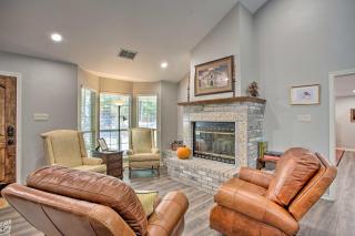 Holly Lake Retreat with 3 Community Pools and Yard - Rhonesboro - 5