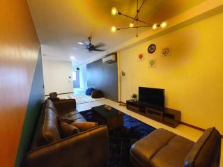 Landmark By Katana 3BR Glamorous Highrise Seaview Homestay Gurney无敌海景三房套房 - Tanjong Tokong - 6