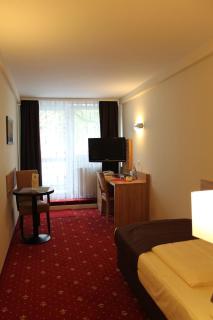 Hotel Harburger Hof - 8