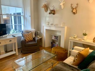 Stylish City Centre Apartment - 7