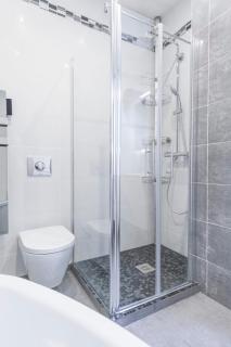 CLOSE CROISETTE-MODERN-A/C-CONGRESS-BEACHES - Cannes - 4