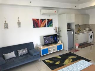 Studio I-Soho D'Gunduls Homestay by DGH I-CITY - Shah Alam - 7