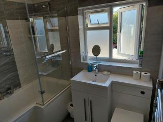 Home accommodation - Southampton - 4
