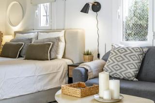 NEW Renovated COZY APPARTMENT CENTRIC - 0