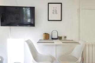 NEW Renovated COZY APPARTMENT CENTRIC - 5