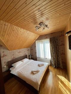 U Troh Brativ - Plavie - 3